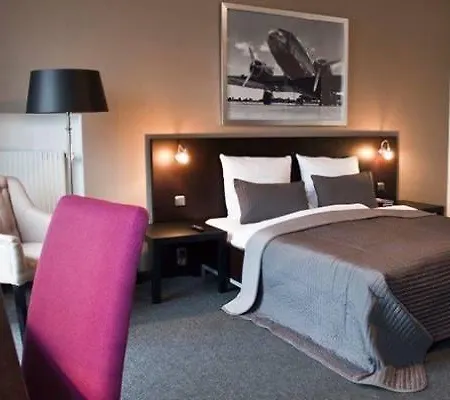 Rheinstation Hotel Köln